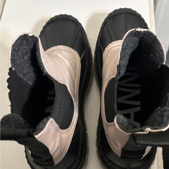 Ganni - Picture 5 of 9